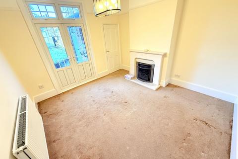 3 bedroom end of terrace house for sale, Crescent Road, Barnet EN4