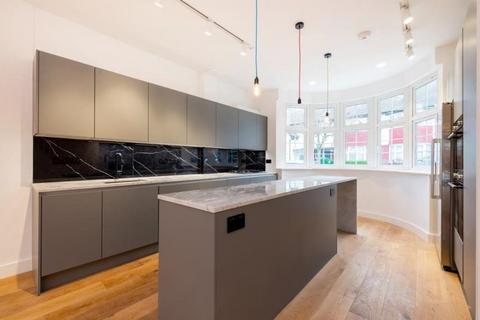 4 bedroom detached house for sale, Dingwall Gardens, Temple Fortune, London, NW11