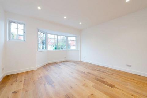 4 bedroom detached house for sale, Dingwall Gardens, Temple Fortune, London, NW11