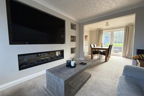 4 bedroom house for sale, Wadham Court, Daventry
