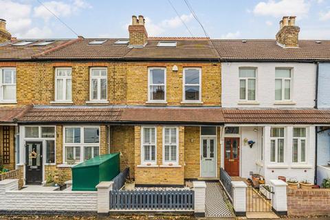 4 bedroom house for sale, Malvern Road, Hampton TW12