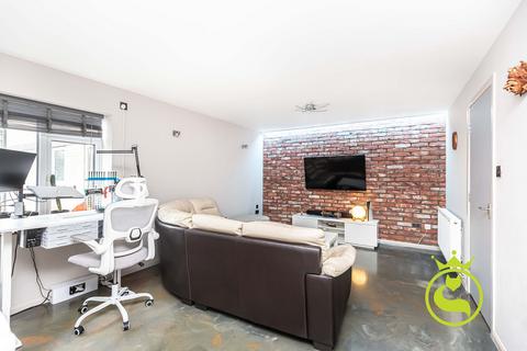 2 bedroom flat for sale, Bournemouth Road, Poole BH14