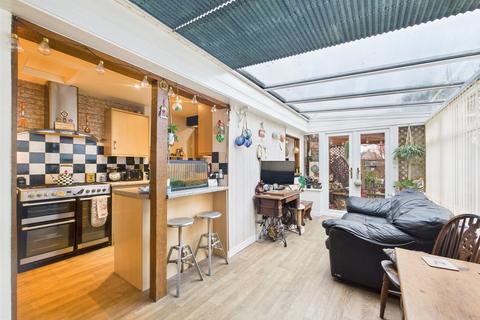 2 bedroom semi-detached house for sale, Reservoir Road, Gloucester, Gloucestershire, GL4