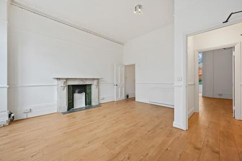 1 bedroom flat to rent, North Common Road, Ealing