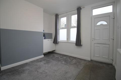 2 bedroom terraced house to rent, Burder Street, Loughborough, LE11