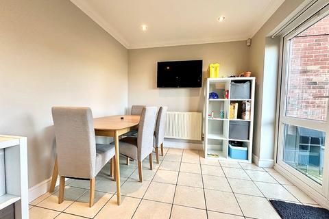 4 bedroom detached house for sale, Chestnut Close, Milton Malsor, Northamptonshire NN7