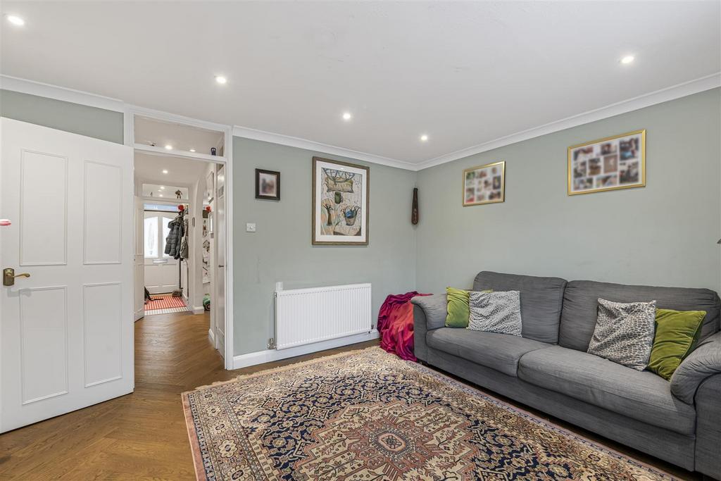 James anderson - 13 arabella dr  5 .jpg
