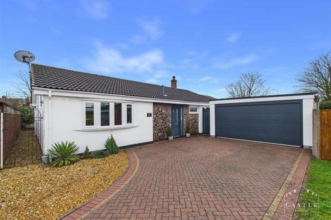 4 bedroom detached bungalow for sale, Hawthorn Crescent, Burbage, Hinckley