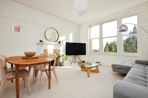3 bedroom flat to rent, Blenheim Road, Bristol BS6