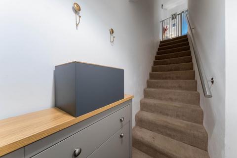 2 bedroom apartment for sale, Troopers Close, Christleton