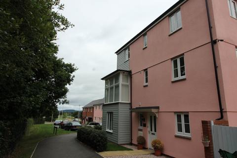 4 bedroom semi-detached house to rent, Meadow Lane, Cranbrook, EX5