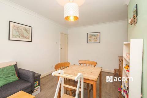 2 bedroom maisonette to rent, Meadowview Road Catford SE6