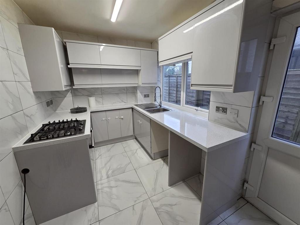 29 Jaffray road 12.jpeg