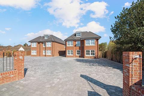 undefined, Ware Road, Hoddesdon EN11