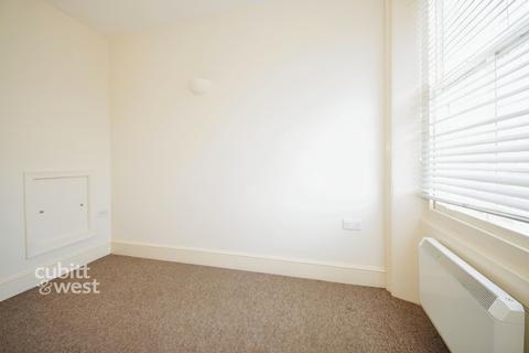 1 bedroom flat to rent, Adelaide Crescent, Hove, BN3