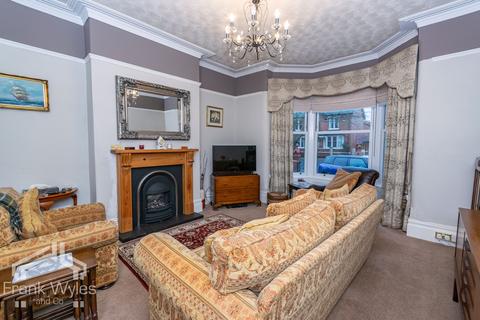 2 bedroom flat for sale, Flat 1, 8 Riversleigh Avenue, Lytham St. Annes, Lancashire