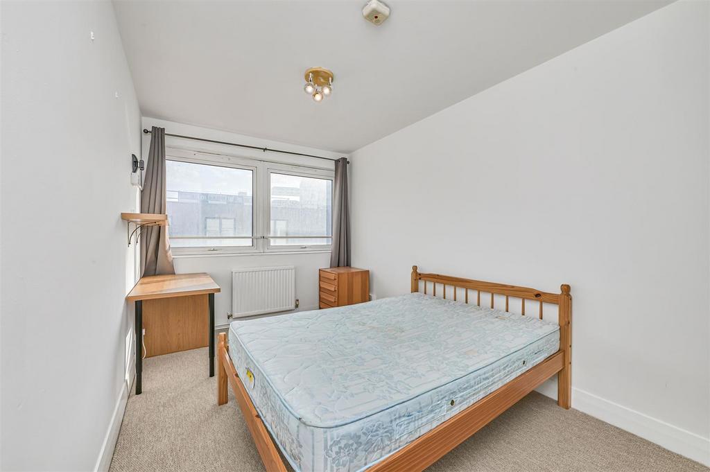 Eden Harper - Park South  Austin Road  SW11 5 JN 3.