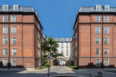3 bedroom flat for sale, Lisgar Terrace, West Kensington W14