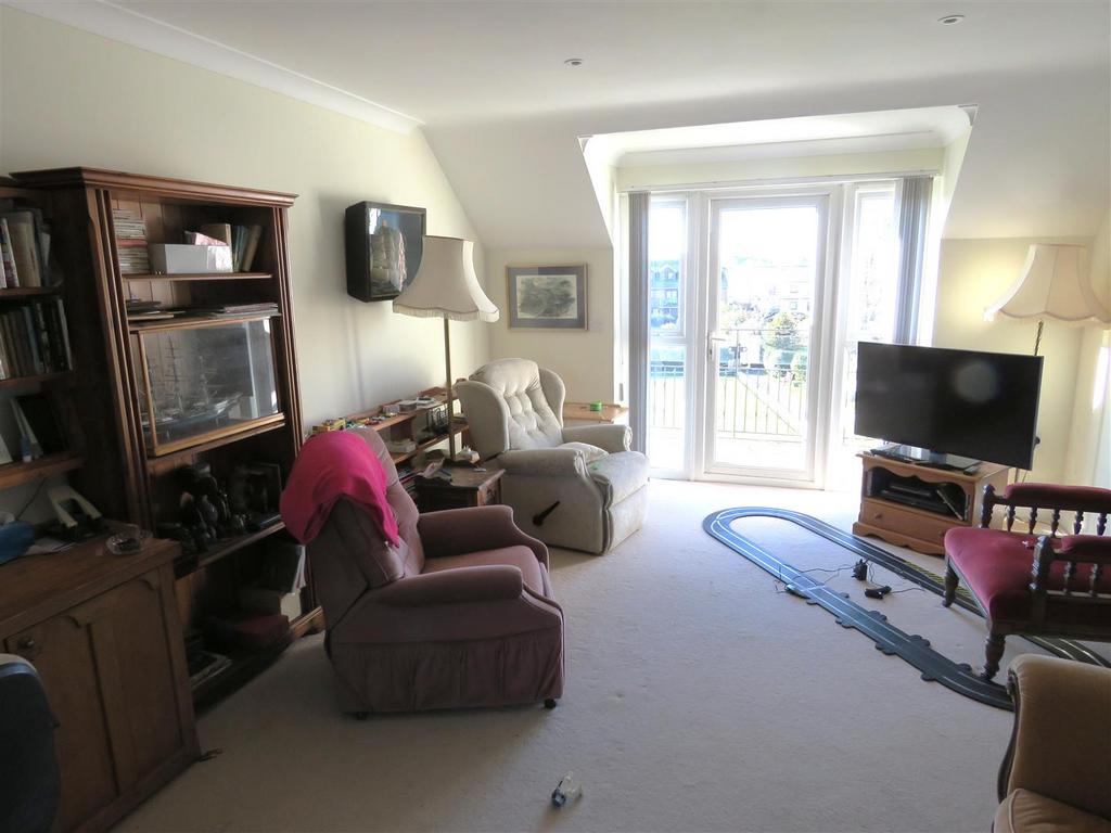 Lounge dining room
