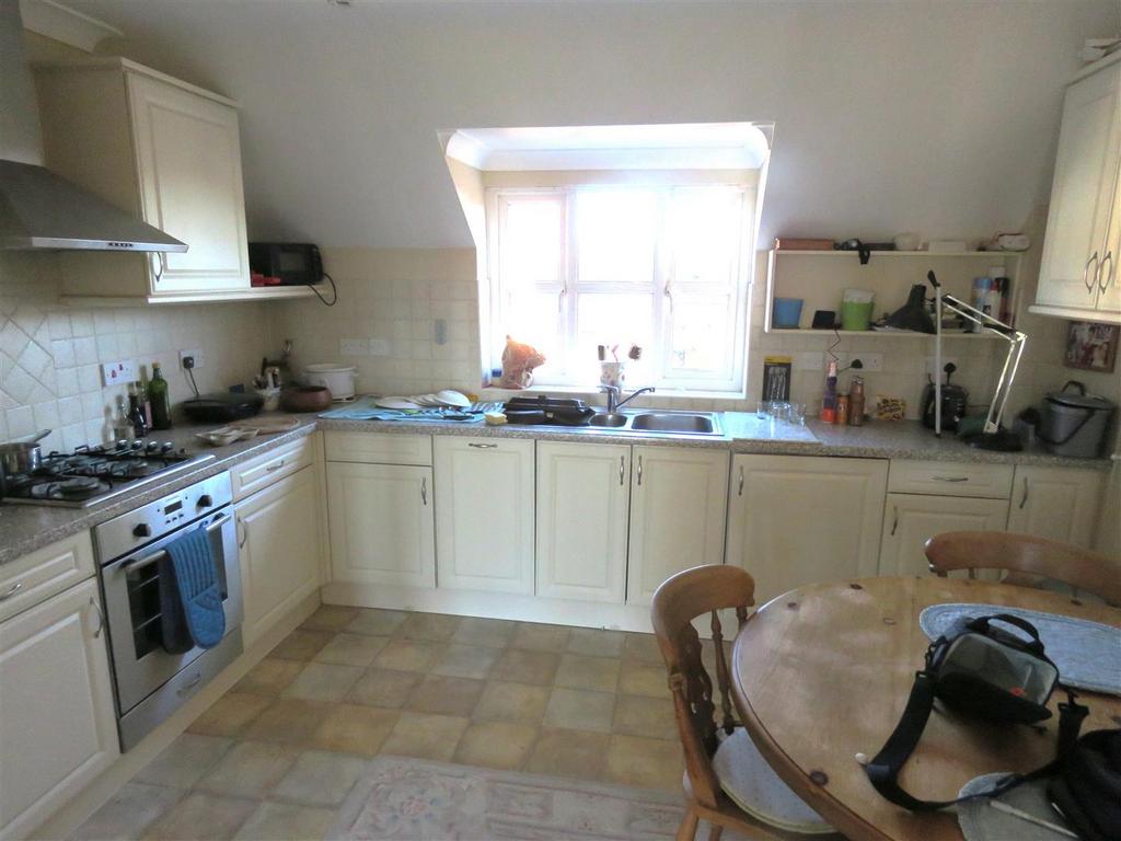 Kitchen breakfast room