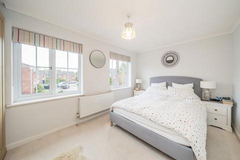 3 bedroom house for sale, Fifth Cross Road, Twickenham TW2