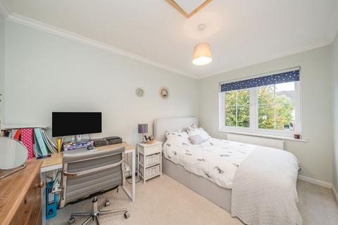 3 bedroom house for sale, Fifth Cross Road, Twickenham TW2