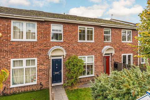 Fifth Cross Road, Twickenham TW2