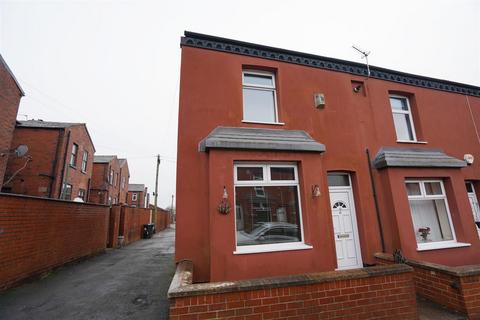 2 bedroom end of terrace house for sale, Armstrong Street, Horwich, Bolton