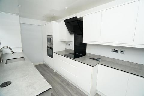 2 bedroom end of terrace house for sale, Armstrong Street, Horwich, Bolton