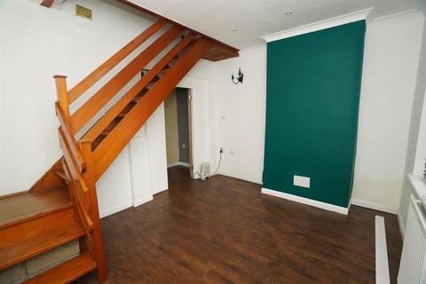 2 bedroom end of terrace house for sale, Armstrong Street, Horwich, Bolton