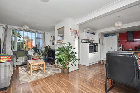 4 bedroom semi-detached house for sale, Ringway, Garforth, Leeds