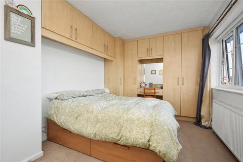 4 bedroom semi-detached house for sale, Ringway, Garforth, Leeds