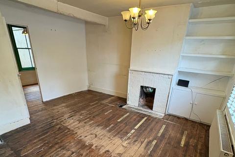 3 bedroom terraced house for sale, 15 Petergate, Battersea, London, SW11 2UE