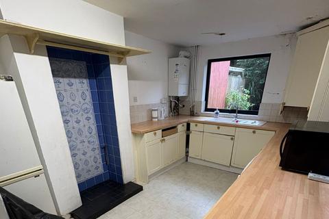 3 bedroom terraced house for sale, 15 Petergate, Battersea, London, SW11 2UE