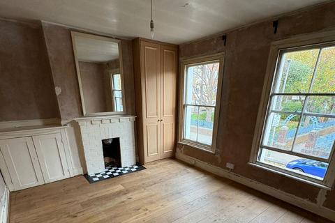 3 bedroom terraced house for sale, 15 Petergate, Battersea, London, SW11 2UE