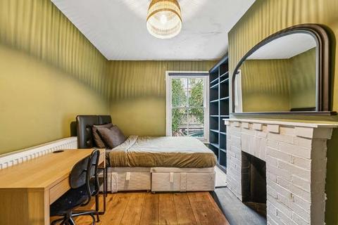 undefined, 15 Petergate, Battersea, London, SW11 2UE