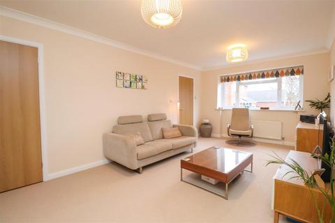 undefined, Earlsbourne, Fleet GU52