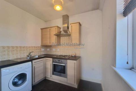 1 bedroom apartment to rent, Longacres, Bridgend, CF31