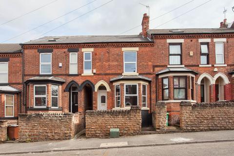 5 bedroom house to rent, Balfour Road, Nottingham, Nottinghamshire, NG7