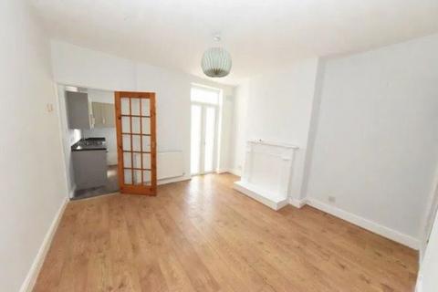 2 bedroom house to rent, Charlotte Rd, Birmingham B30