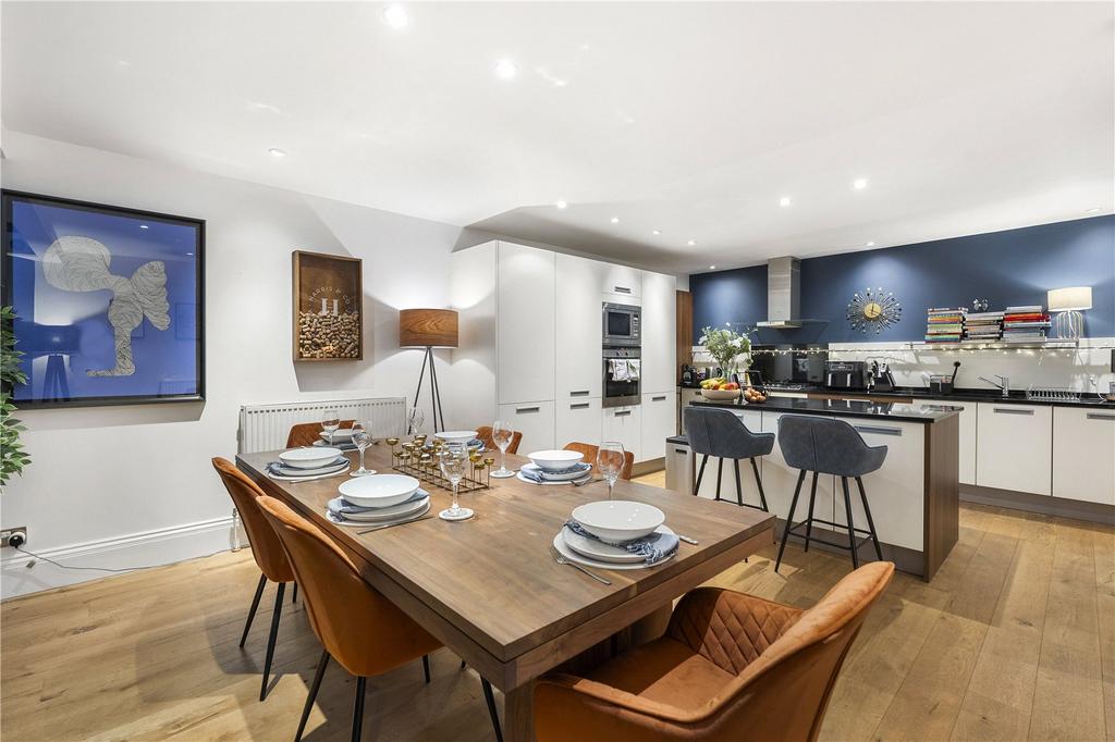Kitchen/Dining