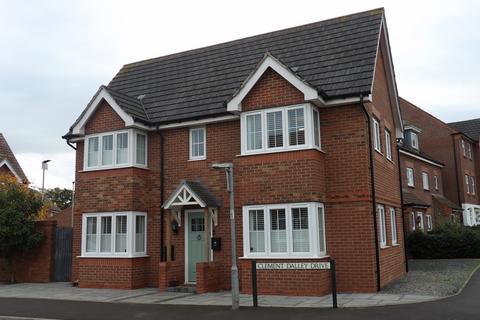 3 bedroom detached house to rent, Clement Dalley Drive, Kidderminster DY11
