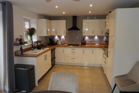 3 bedroom detached house to rent, Clement Dalley Drive, Kidderminster DY11