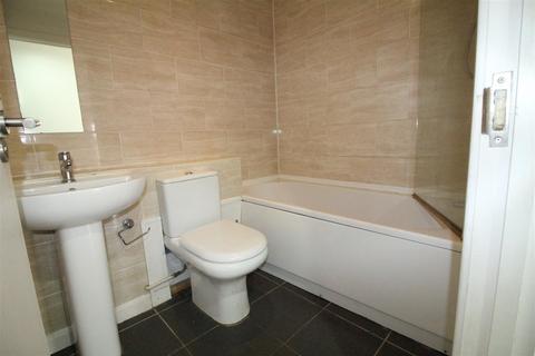 undefined, Greenside, Heckmondwike