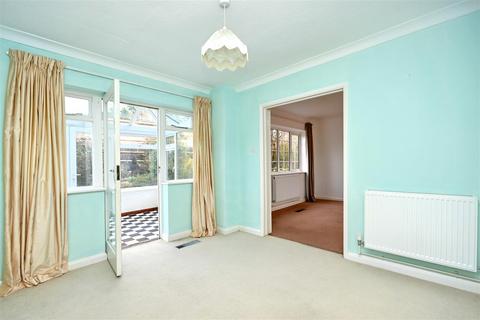 4 bedroom detached house for sale, Farlaine Road, Eastbourne