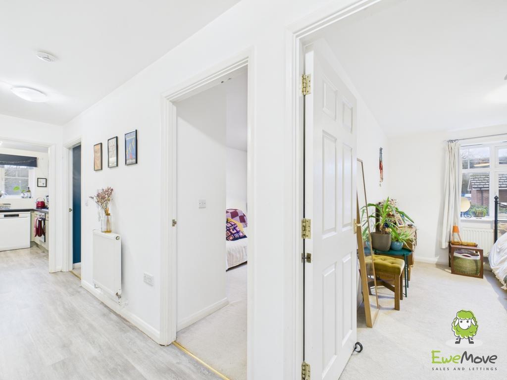 Ewe Move Estate Agents Basingstoke -Elder House -Ha