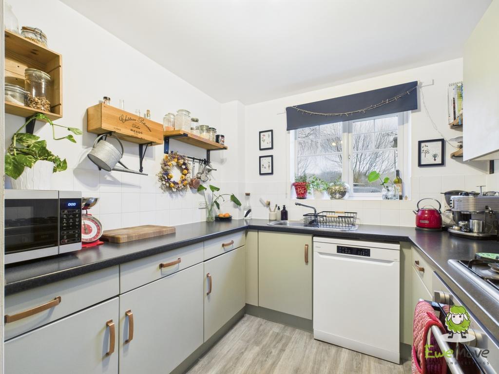 Ewe Move Estate Agents Basingstoke -Elder House -Ki