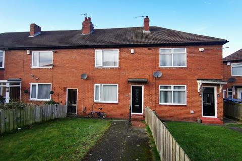 2 bedroom semi-detached house to rent, Deanham Gardens, Fenham, Newcastle upon Tyne, NE5
