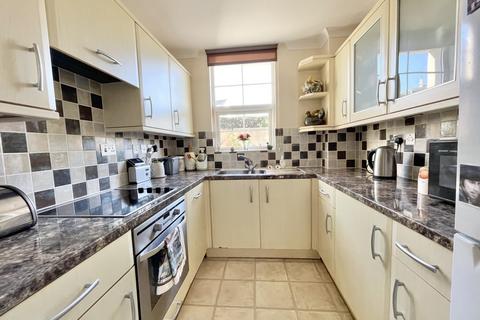 2 bedroom flat for sale, Fairpark Road, St Leonards, EX2
