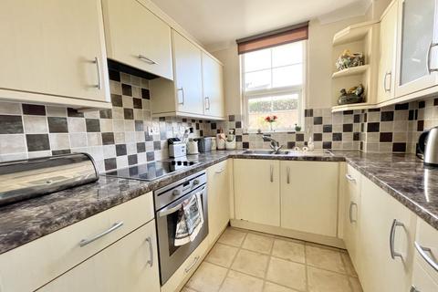 2 bedroom flat for sale, Fairpark Road, St Leonards, EX2